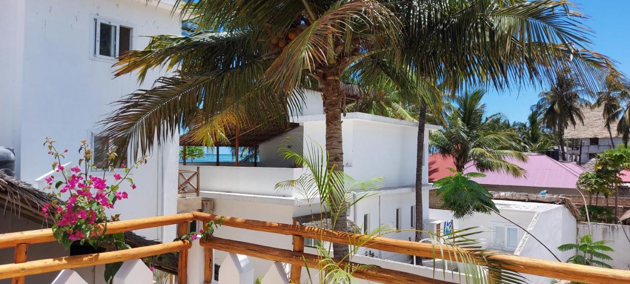 Moyo Top Floor Apartment Pwani Mchangani Εξωτερικό φωτογραφία