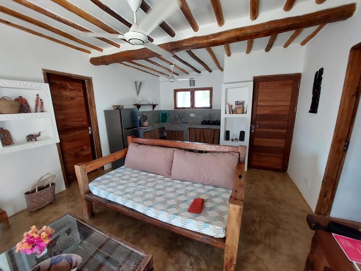 Moyo Top Floor Apartment Pwani Mchangani Εξωτερικό φωτογραφία
